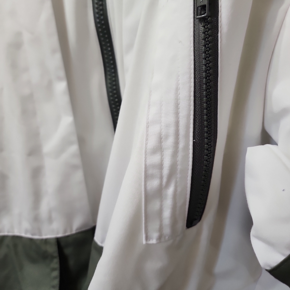Mulberry St Women's  XL white green block hooded. Vtg. Anchor buttons. - Picture 3 of 12
